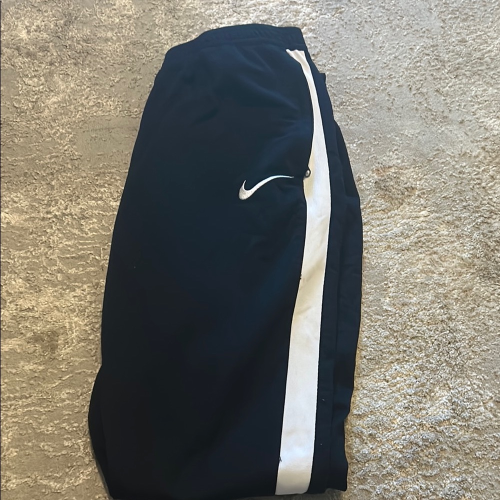 Nike Black and White Sweatpants Relaxed Fit